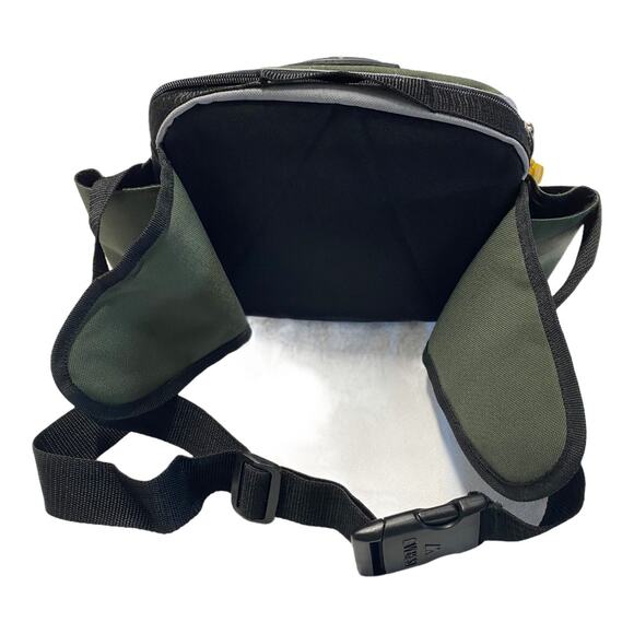 Everest Dual Squeeze Hydration waist bag Pack Bottle Holders - Picture 3 of 8